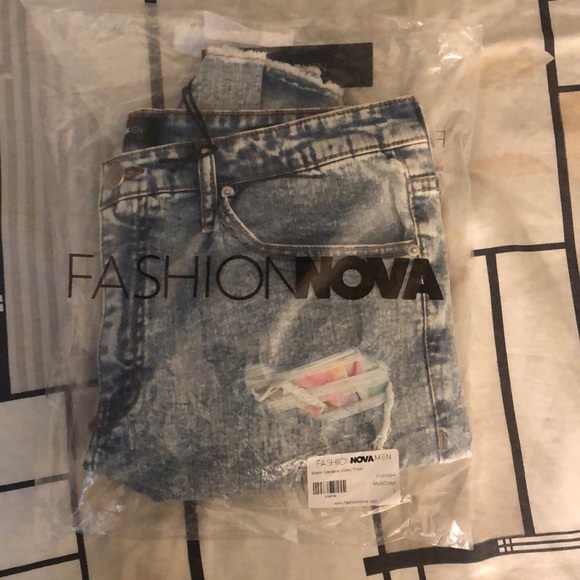 Nova men ripped and restructured Denim short size 36 - Picture 3 of 4